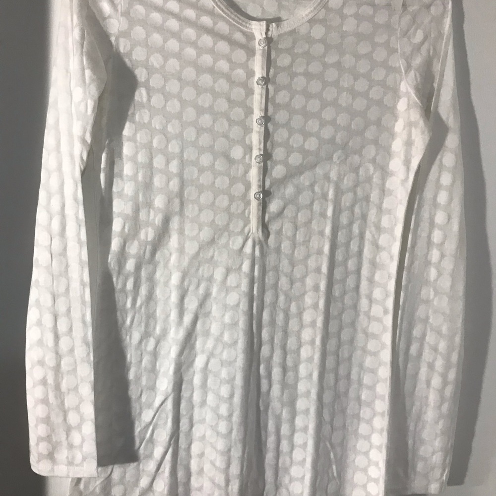 Women’s Top - Picture 2 of 2